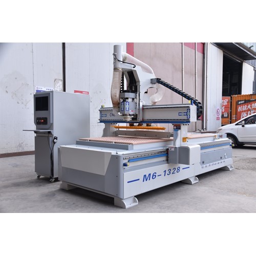 Máy CNC Nesting 1 đầu thay dao tự động