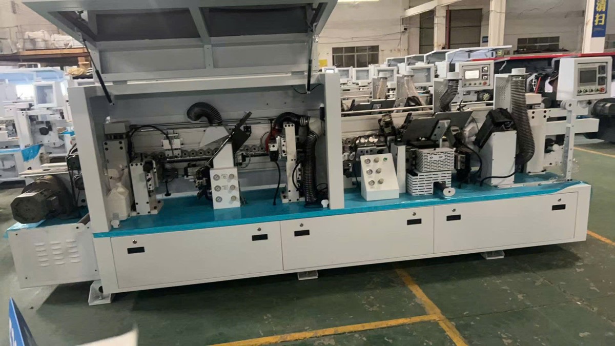 MÁY DÁN CẠNH 45 ĐỘ MFB-365X / SENIA
