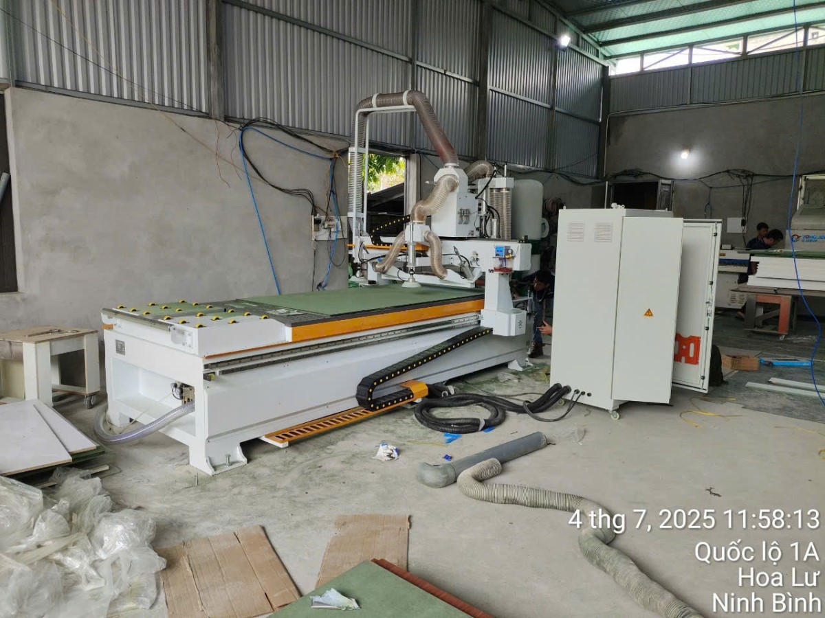 MÁY GIA CÔNG TRUNG TÂM 4 ĐẦU 