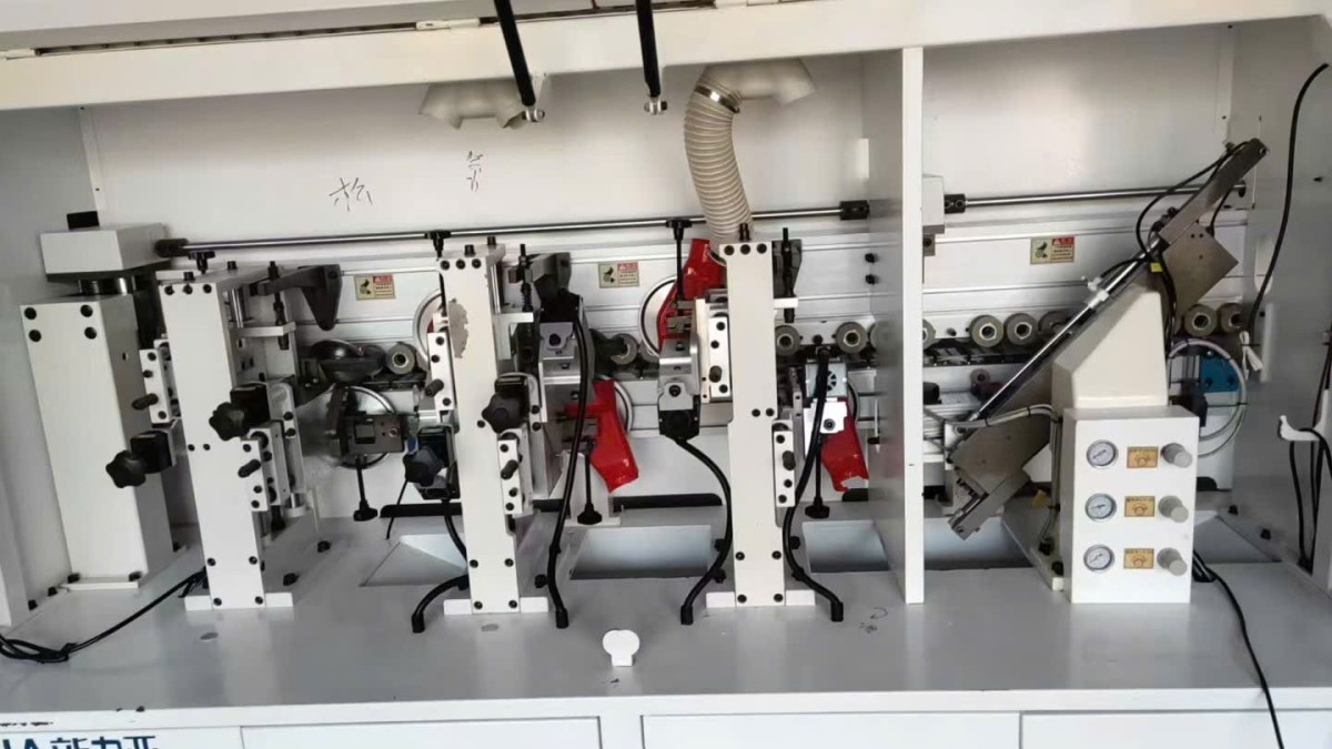 Máy dán cạnh Senia đã qua sử dụng